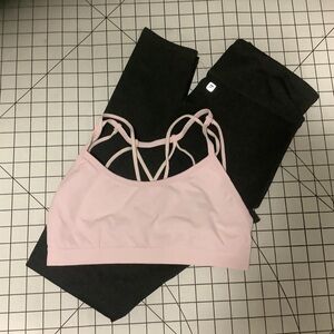 Fabletics Outfit ~ Pink Bra Charcoal Heather Leggings
